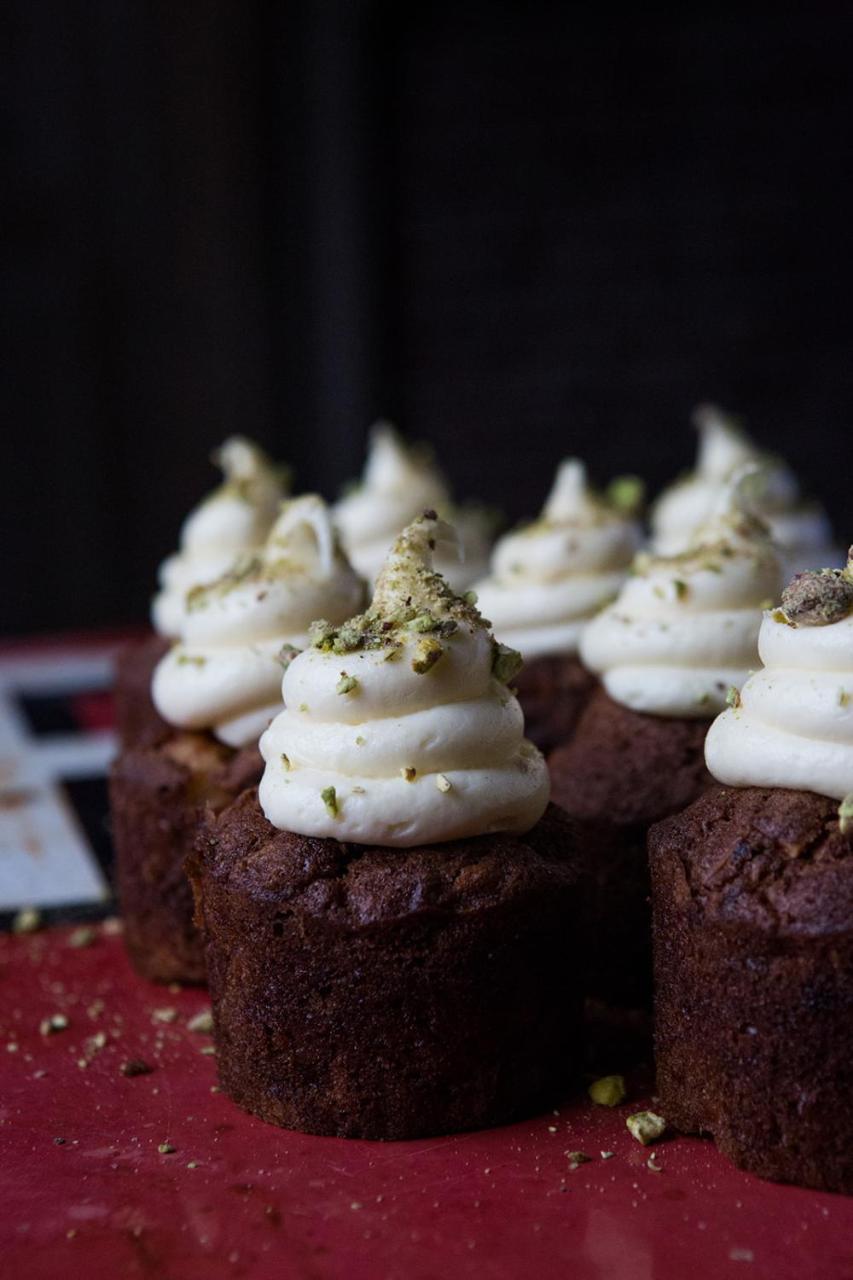 Whitehouse Rye Bed & Breakfast Bagian luar foto Pistachio cupcakes