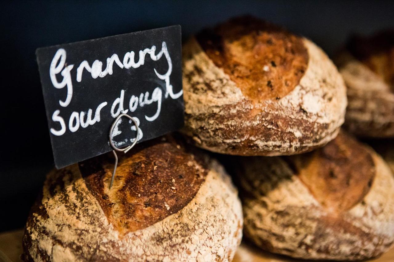 Whitehouse Rye Bed & Breakfast Bagian luar foto Granary Sourdough